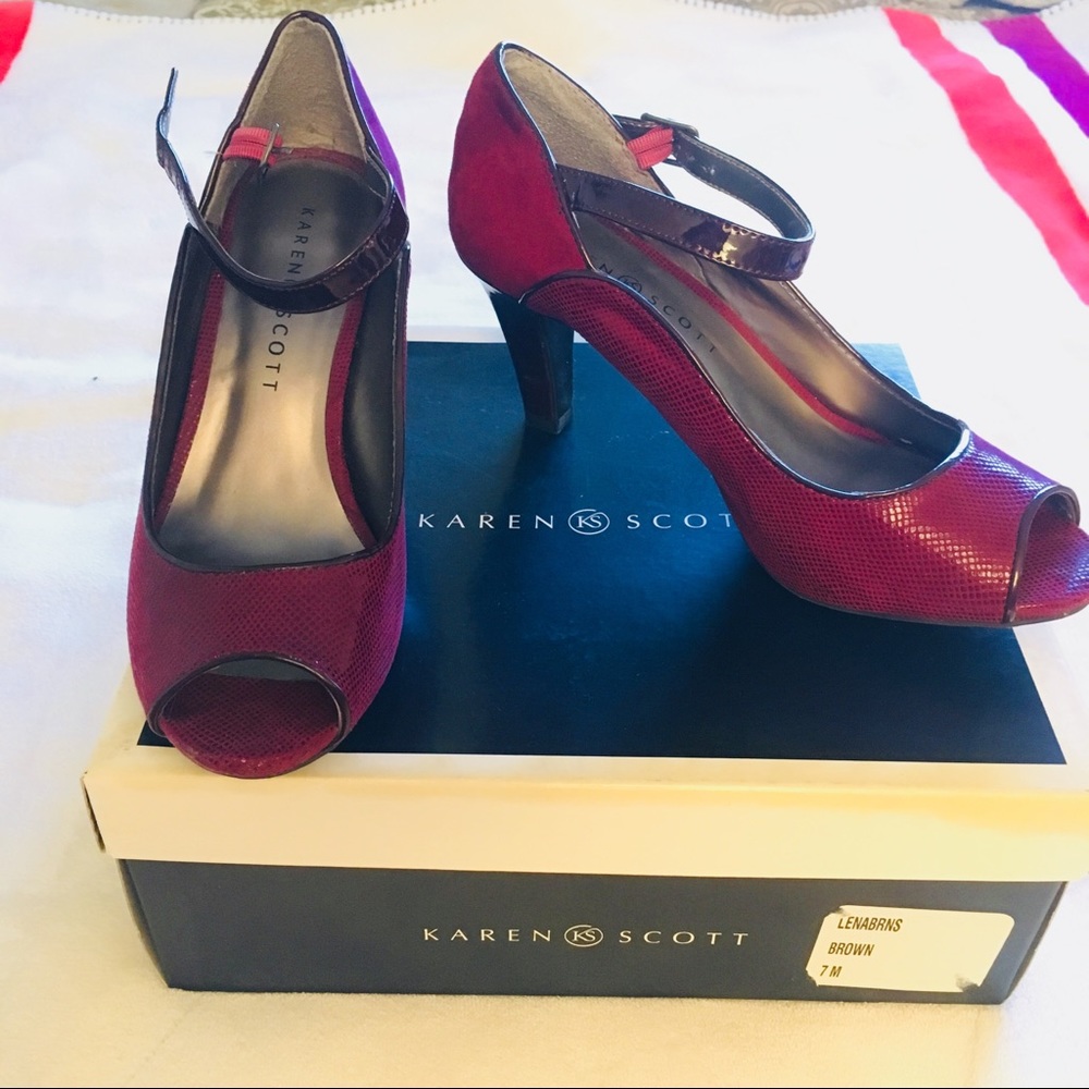 magenta heels with straps